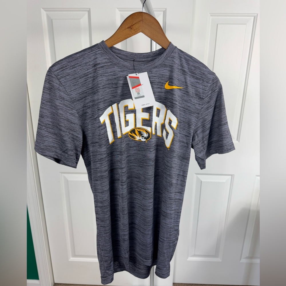 Missouri Tigers Nike Dri-Fit Short Sleeve Shirt Men's Gray‎ Size M New